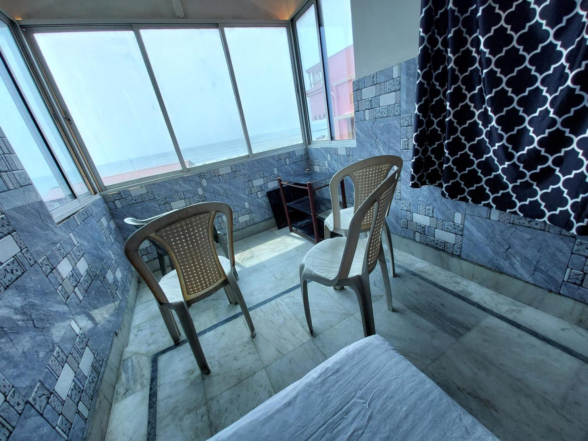 Nirman Beach Homestay Puri Zewnętrze zdjęcie